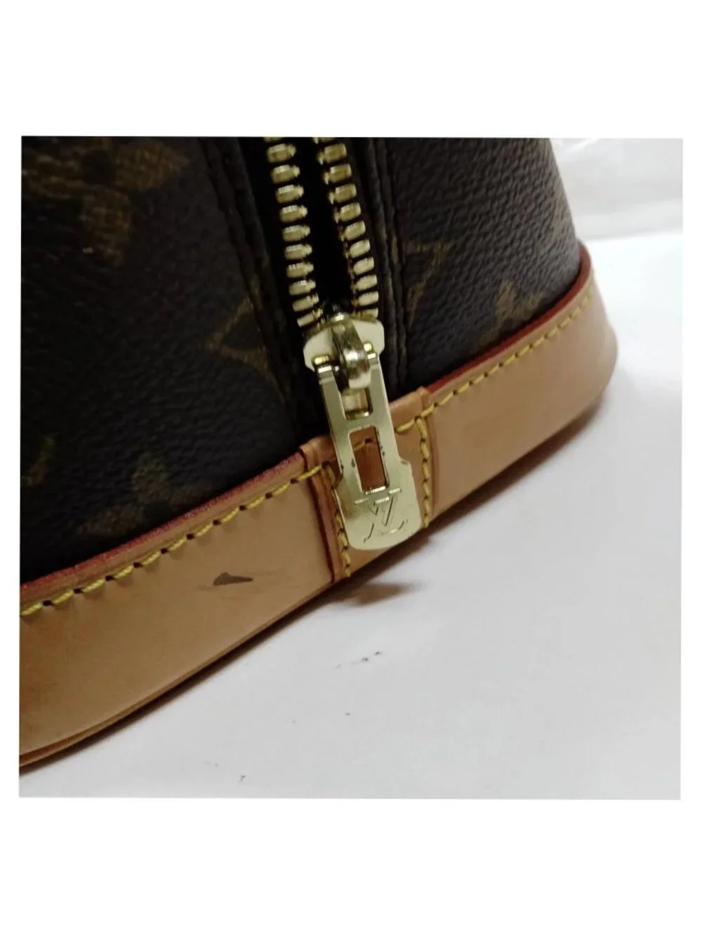 Louis Vuitton authentic louis